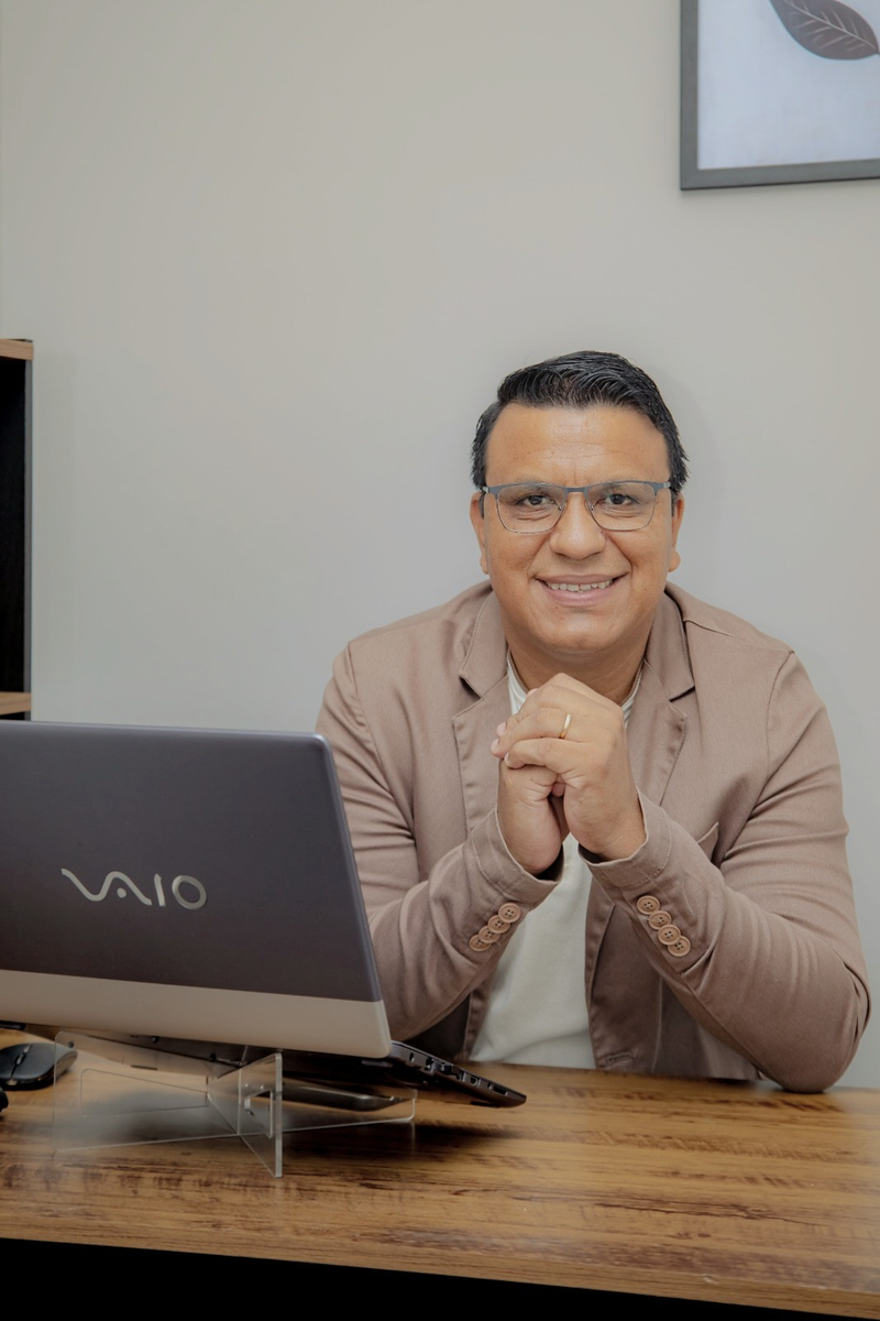 Marcos Sales, psicólogo intercultural